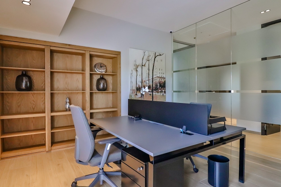 To Let commercial Property for Rent in Val De Vie Estate Western Cape